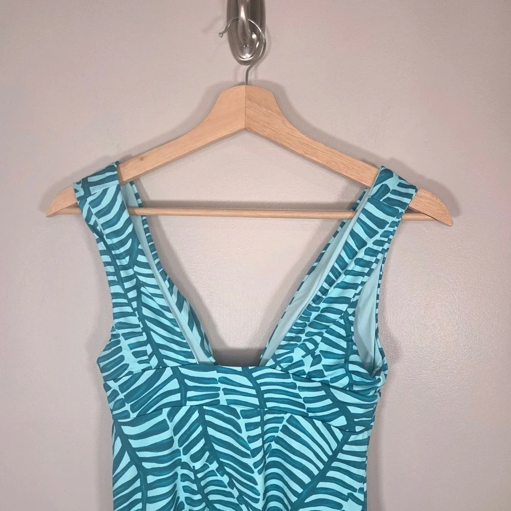NWT Vitamin A Plunge One Piece Swimsuit Women's M Aqua Tropical High Cut